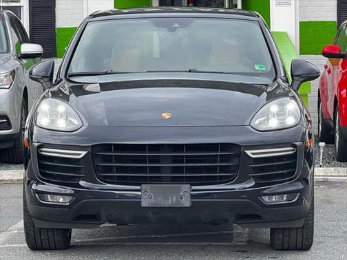 2016 Porsche Cayenne Turbo S