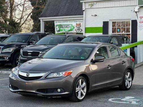 2013 Acura ILX 2.0L w/Premium Package