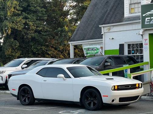 2015 Dodge Challenger SXT