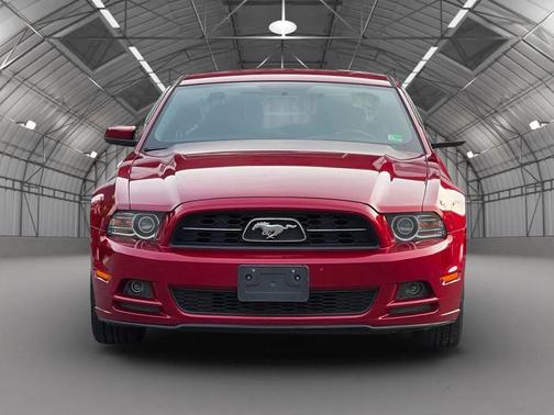 2014 Ford Mustang V6 Premium