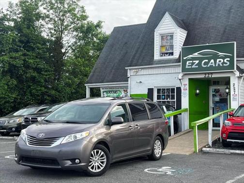 2015 Toyota Sienna XLE