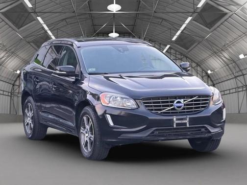 2015 Volvo XC60 T6 Platinum