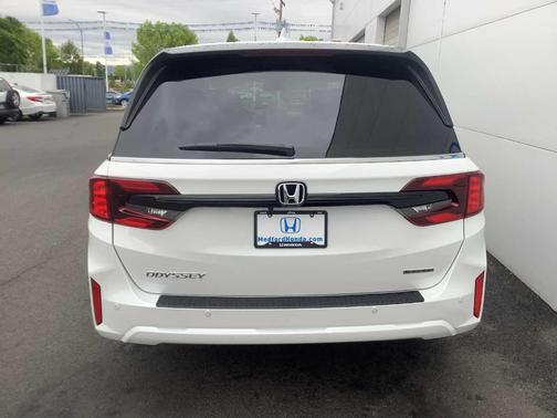 2025 Honda Odyssey Touring