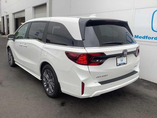 2025 Honda Odyssey Touring