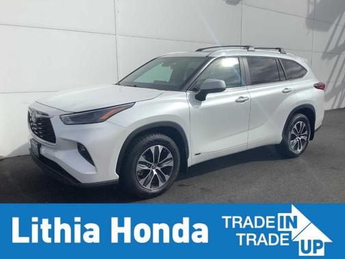2023 Toyota Highlander Hybrid XLE