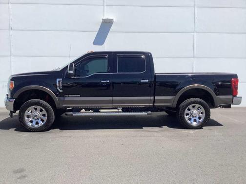 Shadow Black 2017 Ford F-250 King Ranch