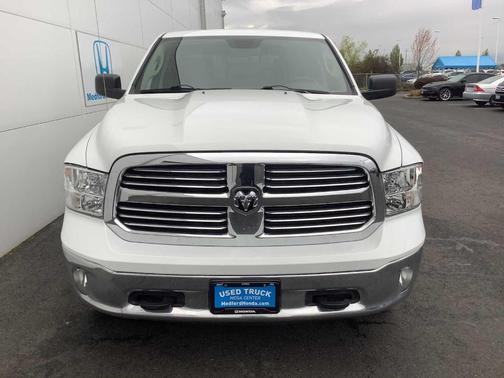 Bright White 2013 RAM 1500 SLT