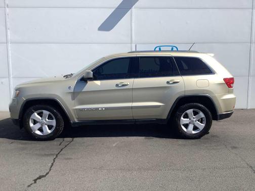 2011 Jeep Grand Cherokee Laredo