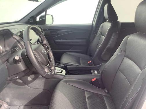 2023 Honda Passport Elite