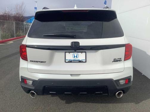 2023 Honda Passport Elite