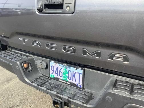 2022 Toyota Tacoma TRD Sport