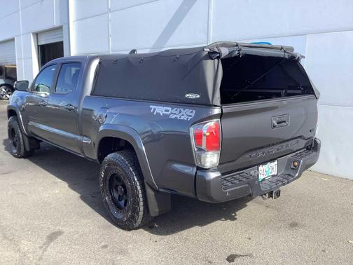 2022 Toyota Tacoma TRD Sport