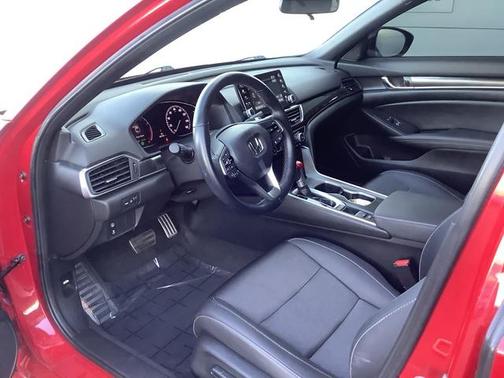 Photo 3 of 22 of 2020 Honda Accord Sport 1.5T
