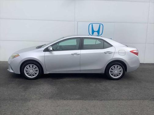 2015 Toyota Corolla LE Plus