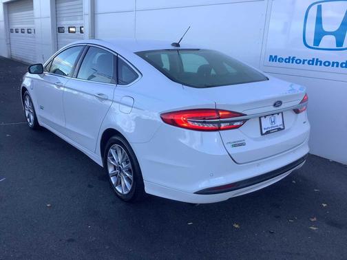 2018 Ford Fusion Energi SE Luxury