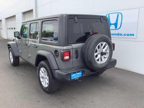2023 Jeep Wrangler Sport