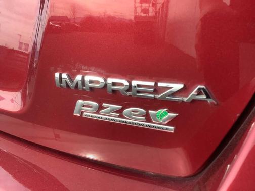 2015 Subaru Impreza 2.0i Limited