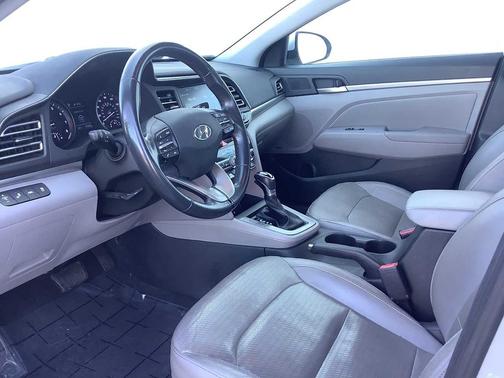Symphony Silver 2020 Hyundai ELANTRA Limited