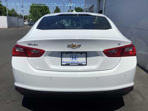 Summit White 2024 Chevrolet Malibu LT