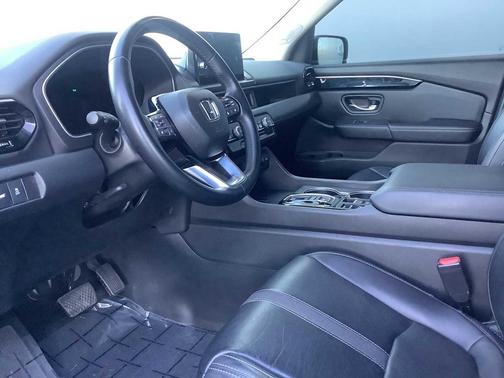 Sonic Gray Pearl 2025 Honda Pilot Touring