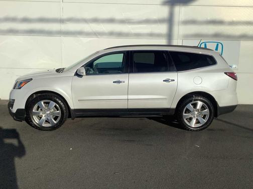 2017 Chevrolet Traverse Premier