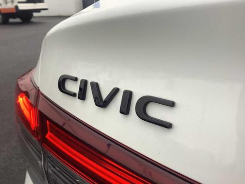 2026 Honda Civic Hybrid TOURING