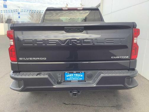 2022 Chevrolet Silverado 1500 Custom