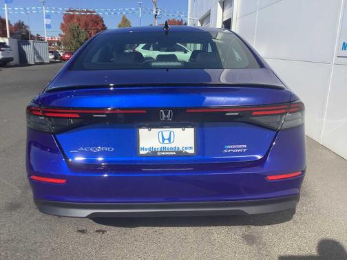 2025 Honda Accord Hybrid Sport