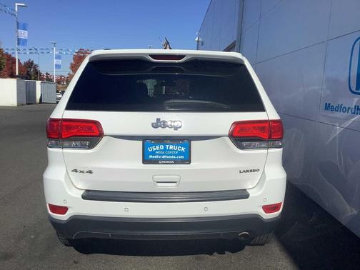 2018 Jeep Grand Cherokee Laredo E