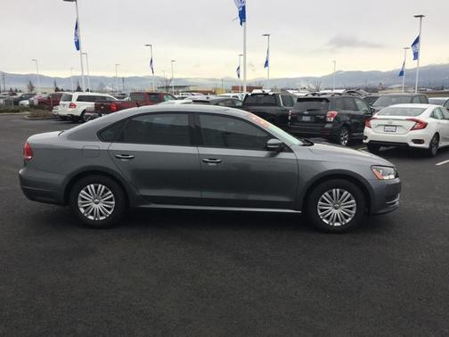 2015 Volkswagen Passat 1.8T S