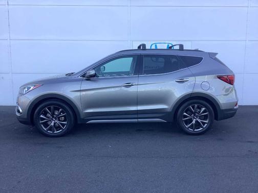 2017 Hyundai Santa Fe Sport 2.0L Turbo Ultimate