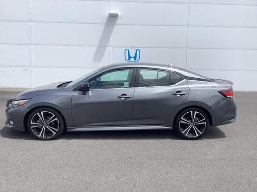 Gun Metallic 2022 Nissan Sentra SR
