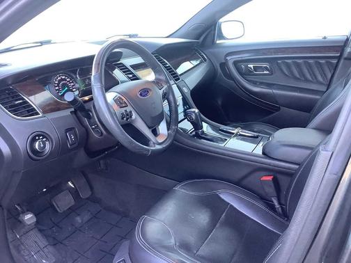 2018 Ford Taurus Limited