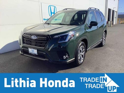 2024 Subaru Forester Premium