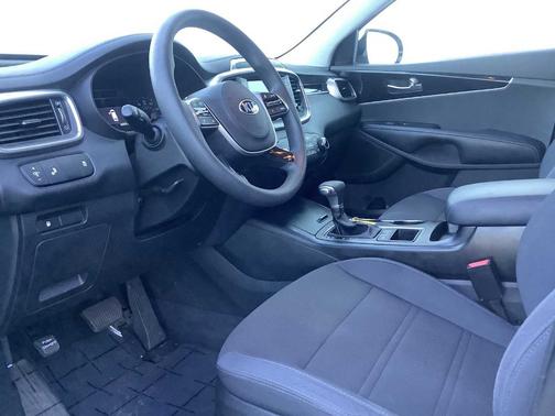 Snow White Pearl 2020 Kia Sorento LX