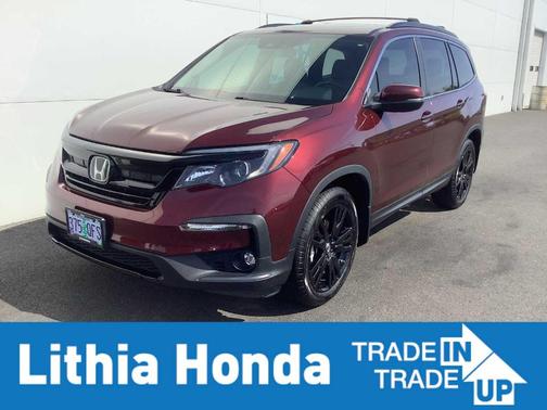 Deep Scarlet Pearl 2022 Honda Pilot Special Edition