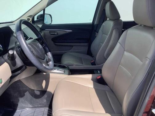 Deep Scarlet Pearl 2022 Honda Pilot Special Edition