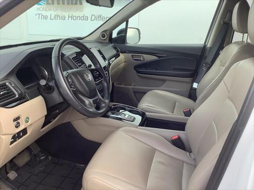 2020 Honda Pilot Touring 8-Passenger