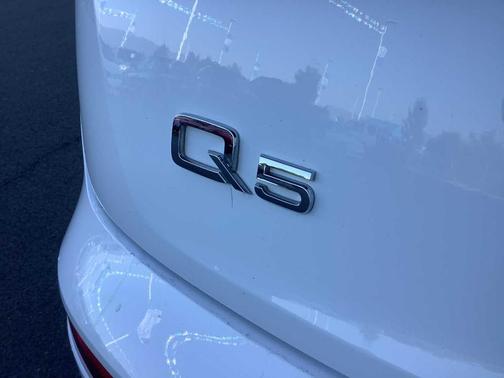 2018 Audi Q5 2.0T Premium Plus