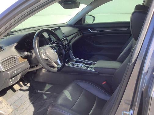 2020 Honda Accord Hybrid Touring