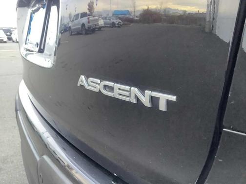 2023 Subaru Ascent Premium 8-Passenger