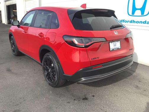 Milano Red 2026 Honda HR-V Sport