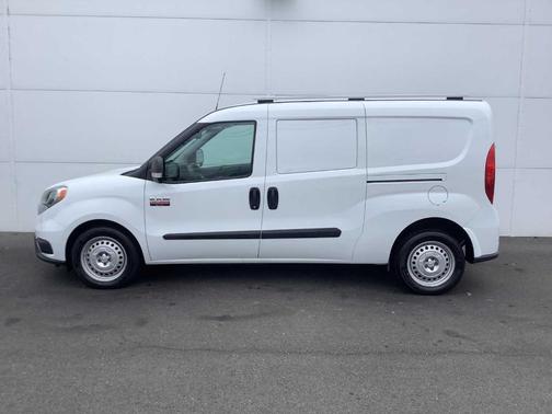 Bright White 2022 RAM ProMaster City Base