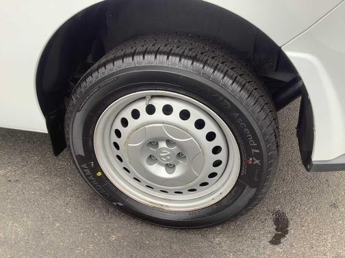 Bright White 2022 RAM ProMaster City Base