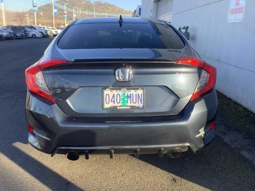 2018 Honda Civic Touring