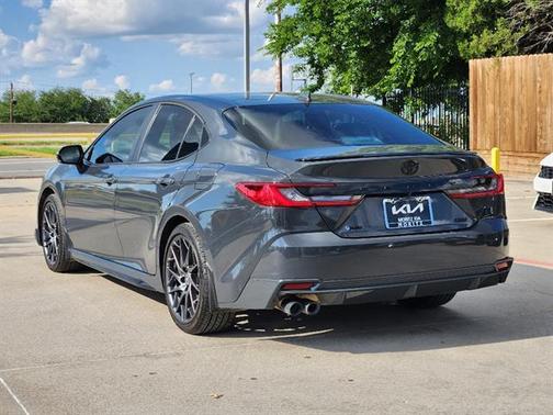 UNDERGROUND 2025 Toyota Camry XSE
