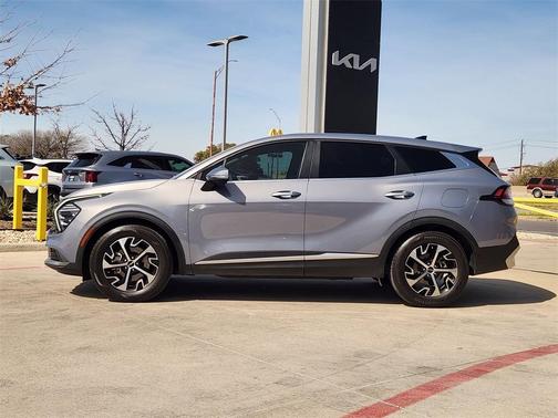 2024 Kia Sportage EX