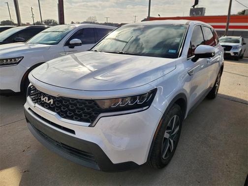 2022 Kia Sorento LX