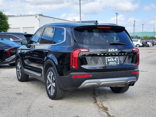 2022 Kia Telluride S