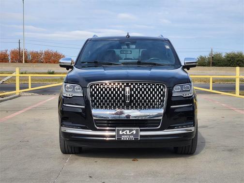 2022 Lincoln Navigator Black Label